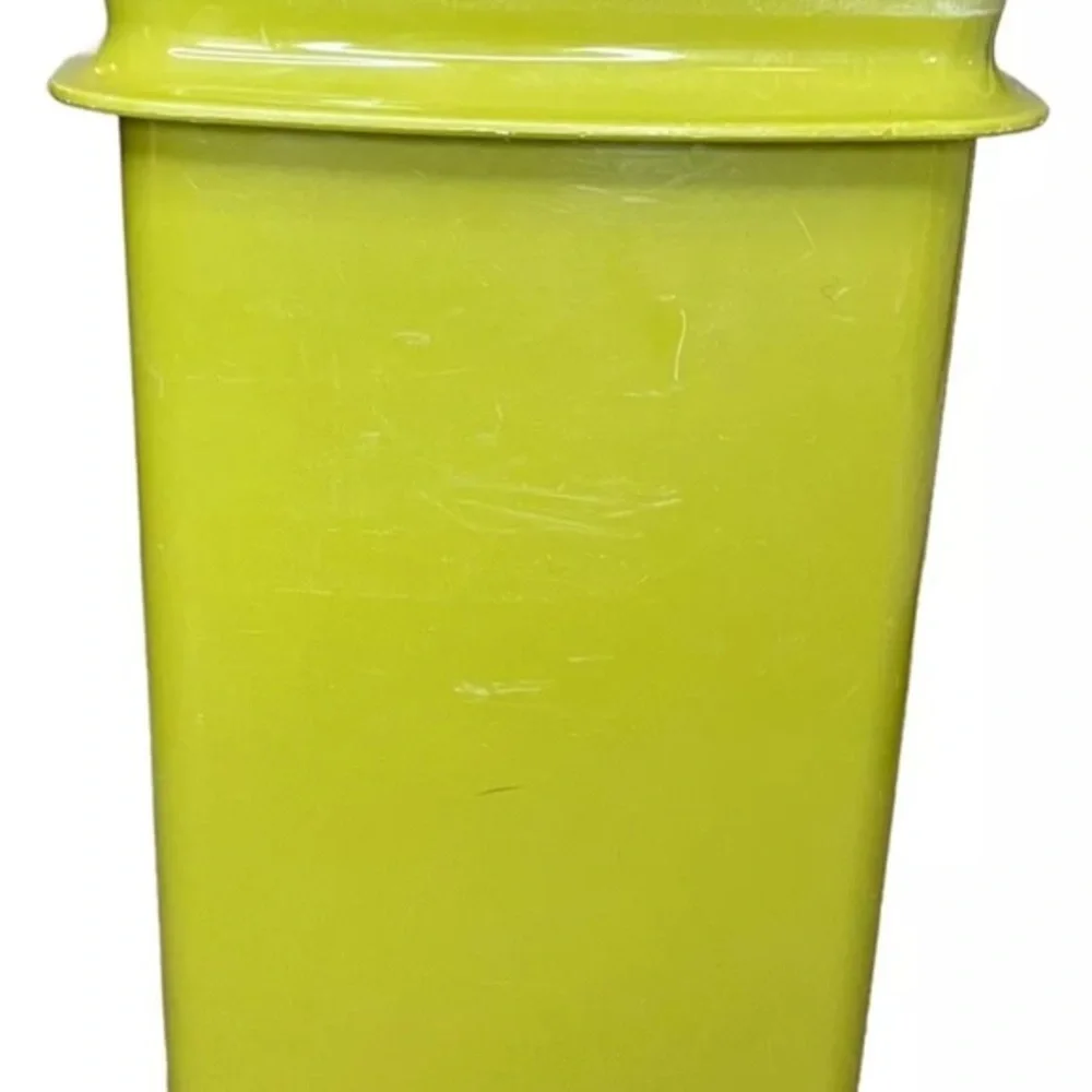 Vintage Tupperware 1330-3 Avocado‎ Green Pickle Olive Keeper Container Canister